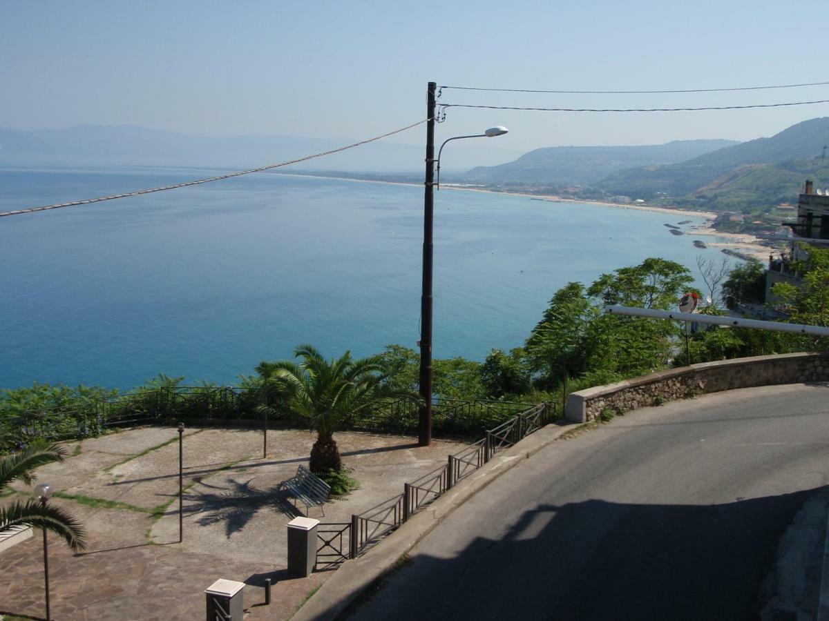 Sabbia Di Marinella Apartment Pizzo  Luaran gambar