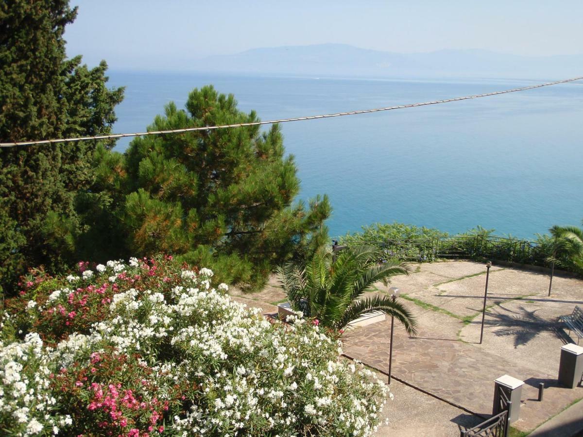 Sabbia Di Marinella Apartment Pizzo  Luaran gambar